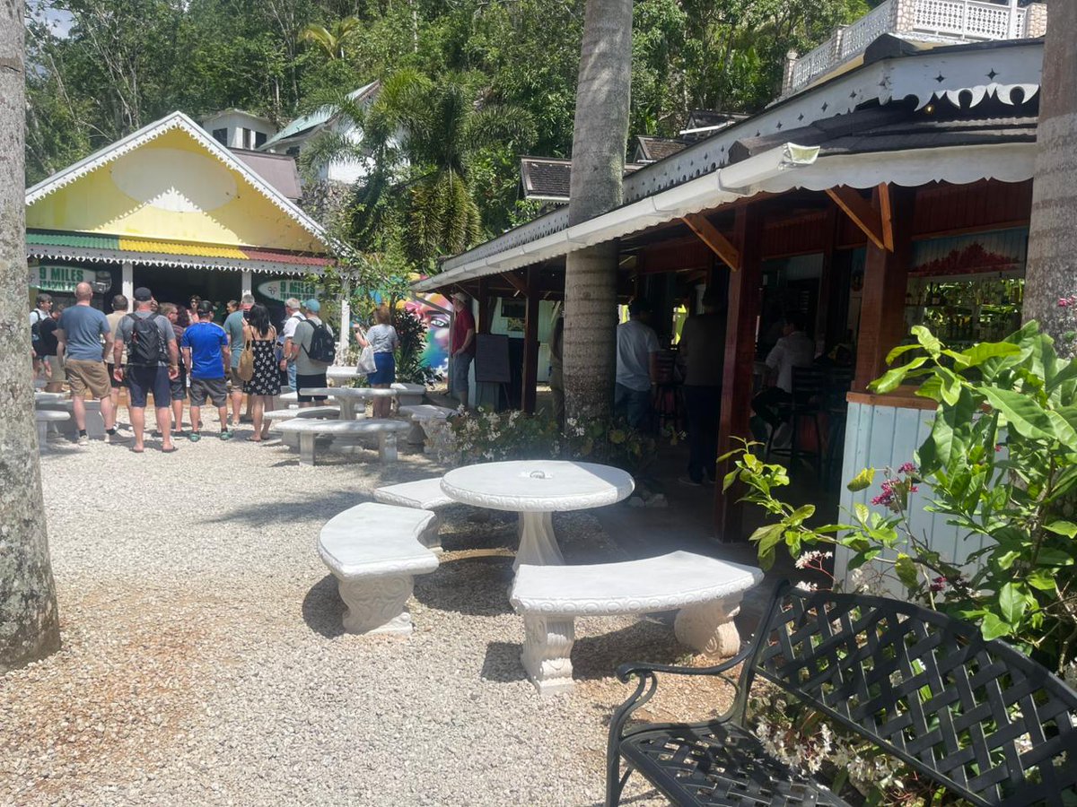 Have you visited #NineMiles the birthplace of #BobMarley?
Add it to your #BucketList of things to do on your next visit to #Jamaica.
IslandAdventuresbyGTours.com
#traveltojamaica #stannjamaica #reggaemusic #excursions #history #legend #onelove #vacationinjamaica  #localfood #shopping