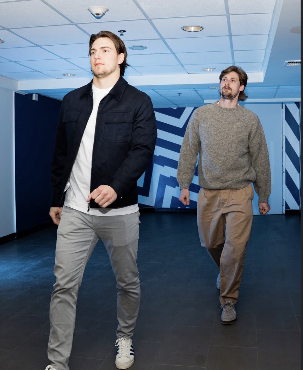 Leafslatest tweet media