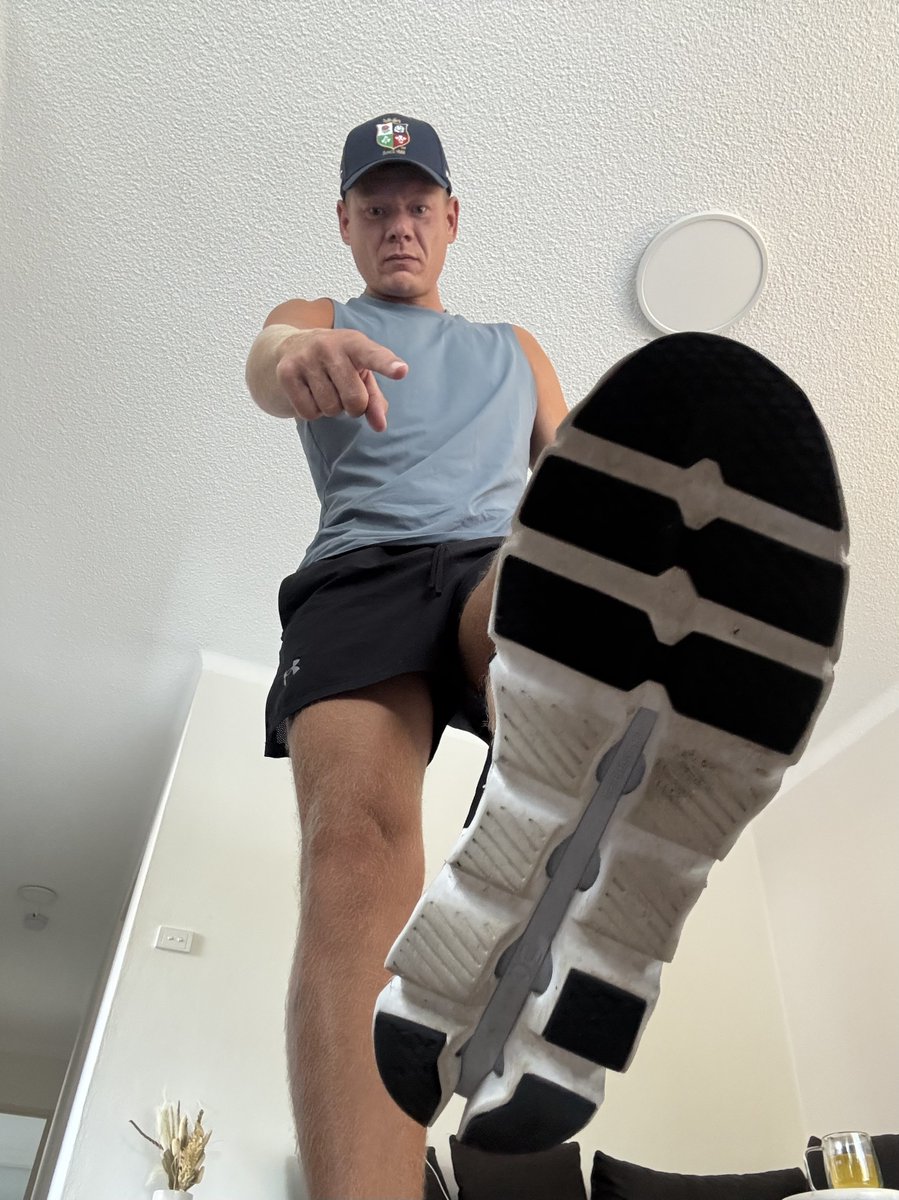 mastermarceluk's tweet photo. Where are all my ON Cloud lurkers?

Off to the gym for a big session 

Won’t be long before I’m bulging 👀 https://t.co/LuNY7kKEFt