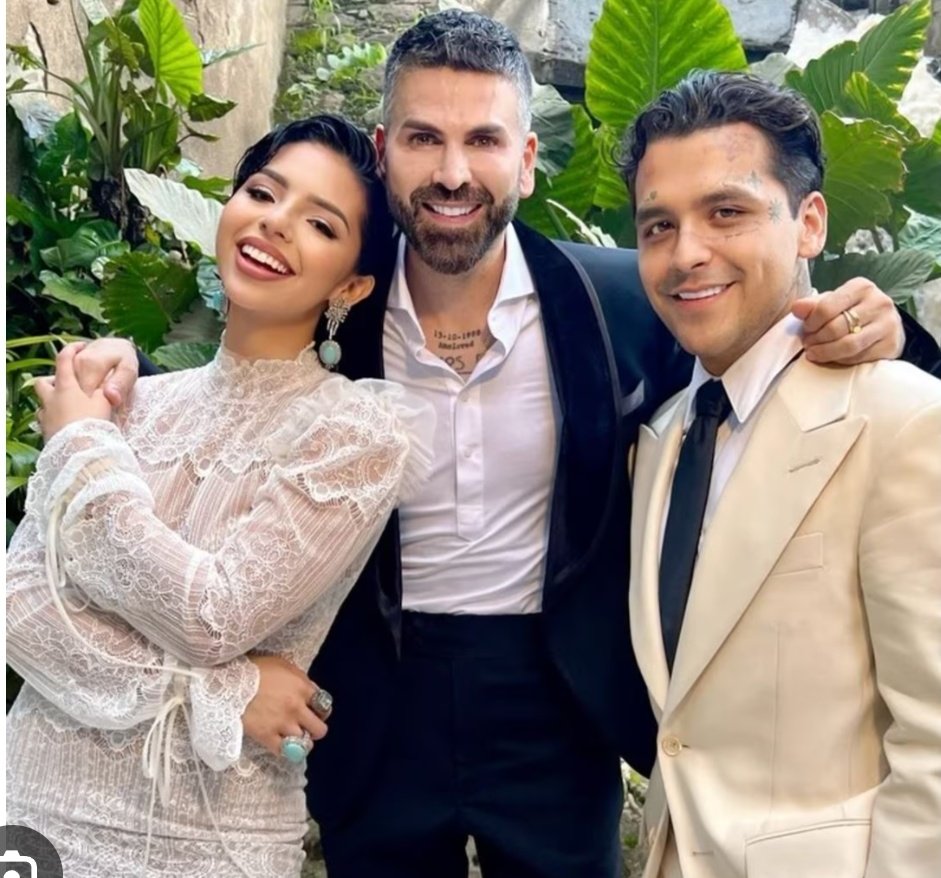 abi1gai1l1's tweet photo. Ángela es tan mala persona que manda a su amigo a criticar la maternidad de la ex de su pareja, saben el escándalo que sería si un amigo de Cazzu hace eso 
Señor jomari le digo una cosa Cazzu no tiene porqué esconderse ni esconder a su hija, ellas no deben nada
(yo no soy madre) https://t.co/pnbKUuKZ8G
