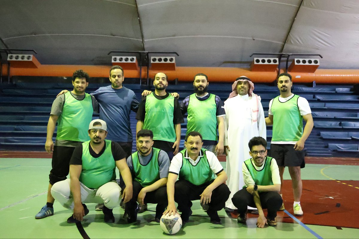 ksusport1's tweet photo. @dsa_ksu @_KSU @turkei1395 @rsksu @dsa_activities @Susfchannel اليوم الثاني من البطولة الرمضانية لكرة قدم الصالات لمنسوبي #جامعة_الملك_سعود، وسط أجواء حماسية وتنافس متصاعد بين الفرق المشاركة

#عمادة_شؤون_الطلاب https://t.co/6hcCd2JtMD