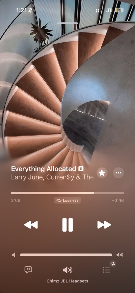 TheBaloboka's tweet photo. This tune is maaaaad!!! But I know ⁦@FreddieGibbs⁩ would have completely destroyed. Hope them boys work it out so we can get back to the good music https://t.co/b4HbG3uvTC