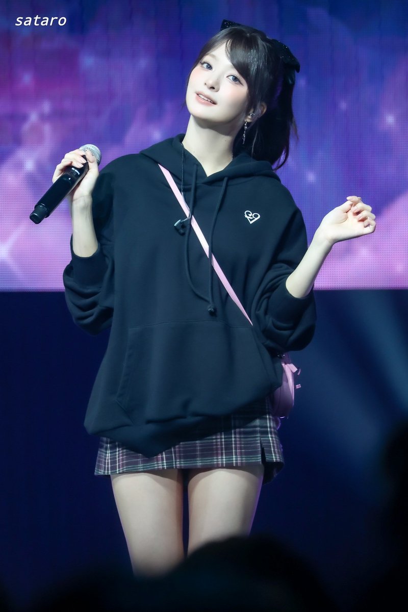 fromis_9 ナギョン fromis_9 Now Tomorrow フーディー トレカ ナギョン