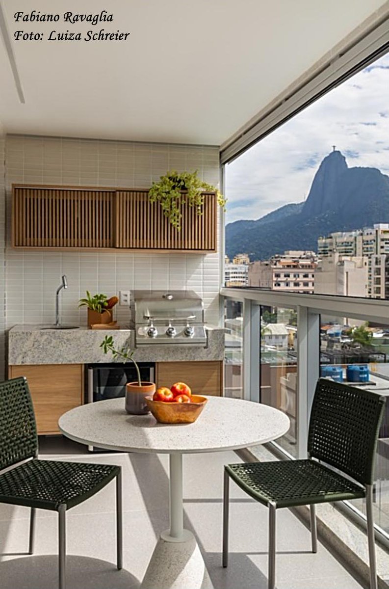 Churrasqueiras: Tipos, vantagens e desvantagens? Aqui:
simplesdecoracao.com.br/2026/01/churra…