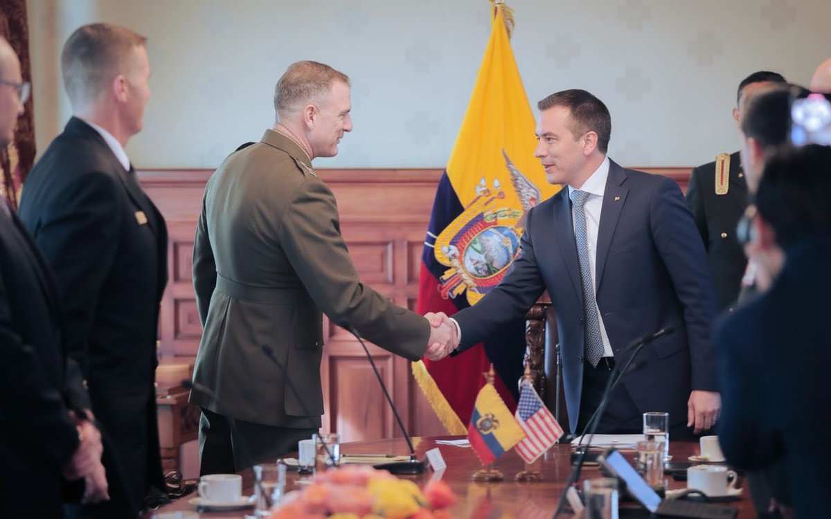 Ayer fue una alianza económica con Emiratos Árabes Unidos, y hoy es una alianza de seguridad con Estados Unidos🇦🇪🇺🇸

Estas reuniones nos llena de orgullo y de esperanza, pero para otros, los llena de envidia