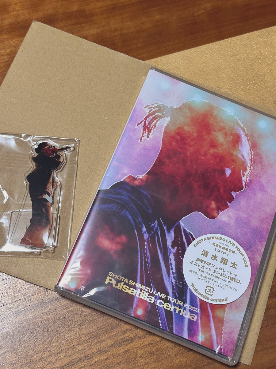 manapyon_18's tweet photo. 朝イチ行ってきたよ🩷
アクスタかっこいいね🥹

今日はお休みなのー🩷うへへ🤤🩷🩷
@sshota0227 
#清水翔太 https://t.co/VaFSElUXac