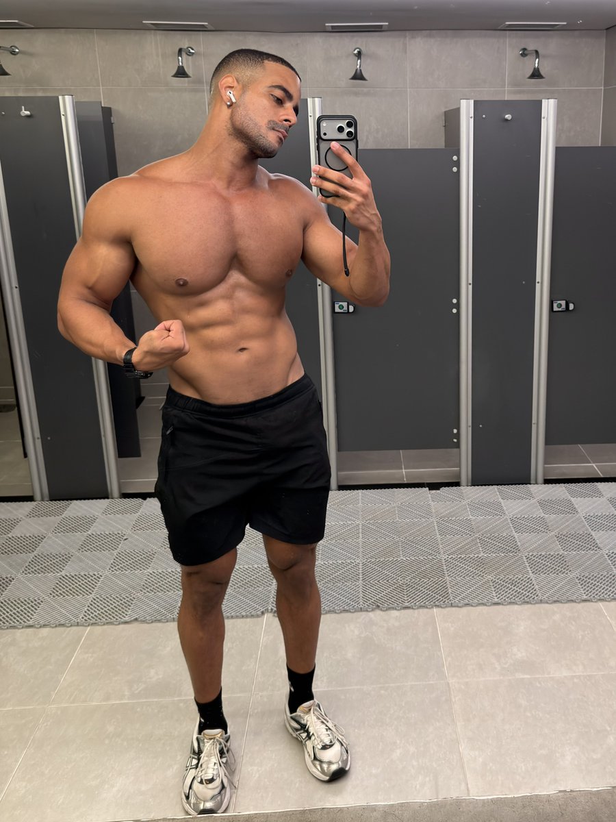 Vini tweet media