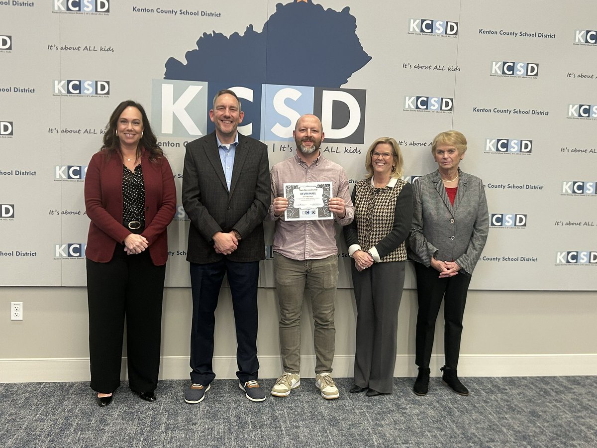ScottEagles's tweet photo. Congratulations to Ms. Long and Mr. Hall for being recognized for the Team Kenton Award for their outstanding leadership.

Way to Soar Above. https://t.co/vglYyiCzeZ