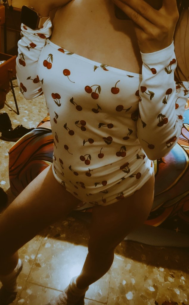 🔞 Irish Lisa 🥂 tweet media