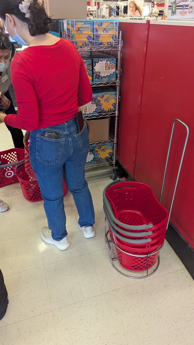 Faridoodle tweet media