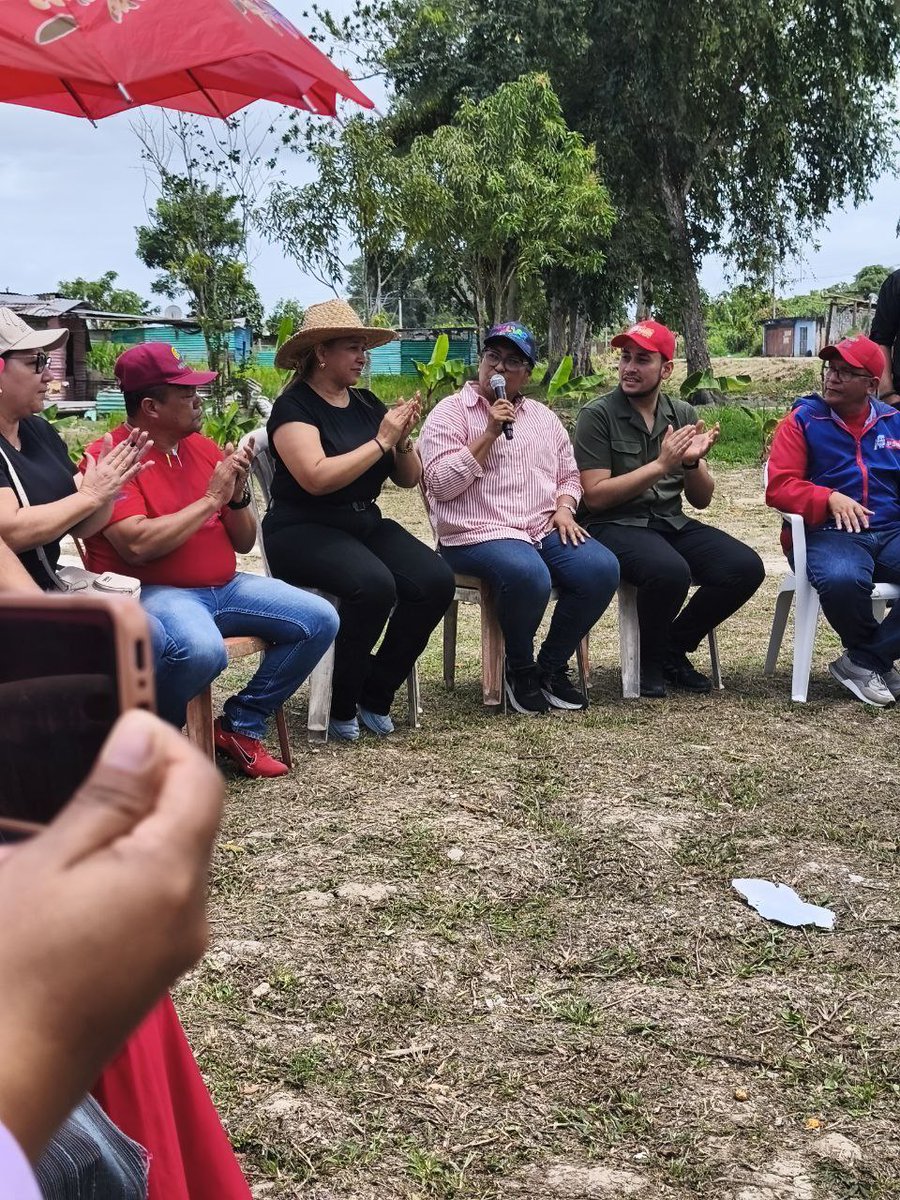 Roxana Martinez tweet media