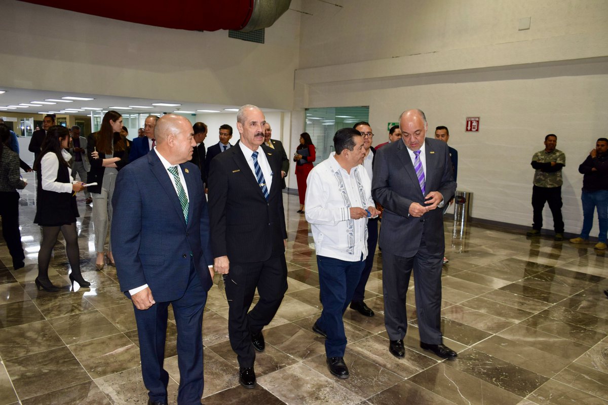 Aeropuerto Internacional de Toluca tweet media