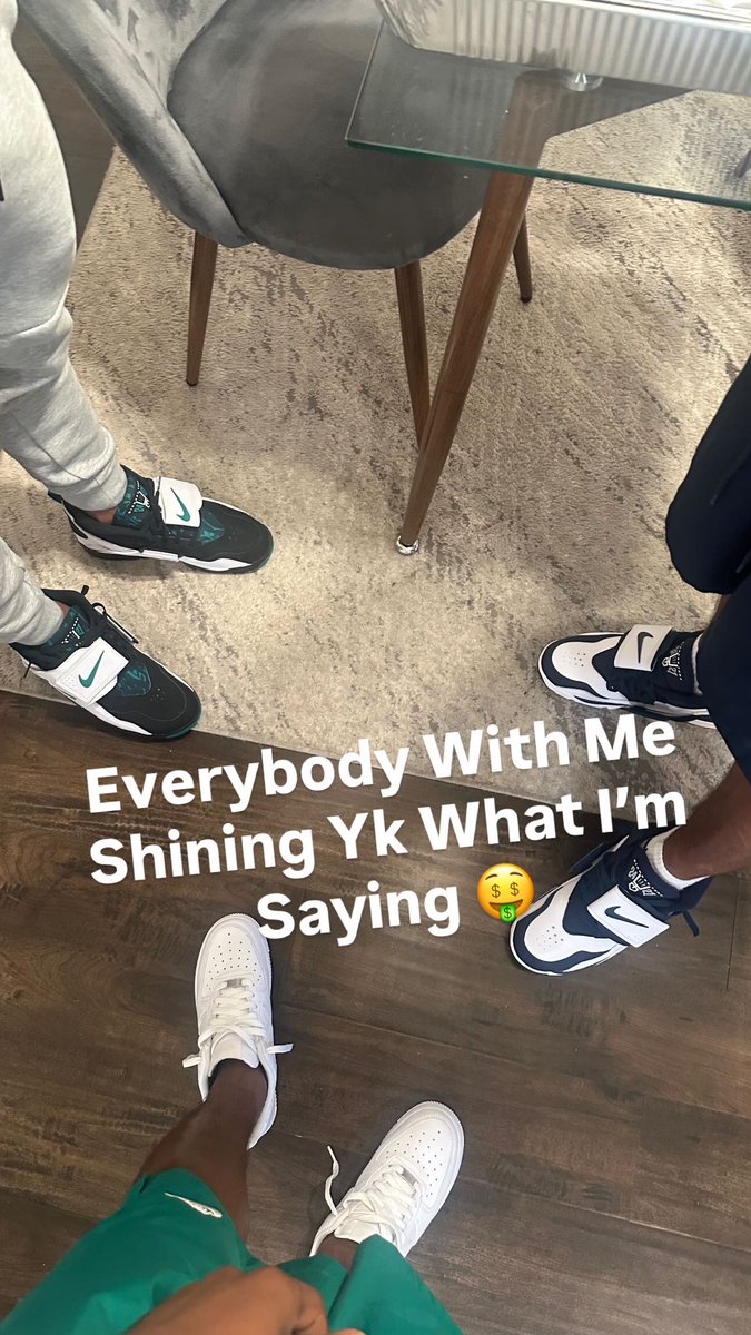 Come Thru Smelling Like A Rich Nigga I Bet She Get Wet 😆 #YoungNiggaShit #YkDoughBoysRunNation