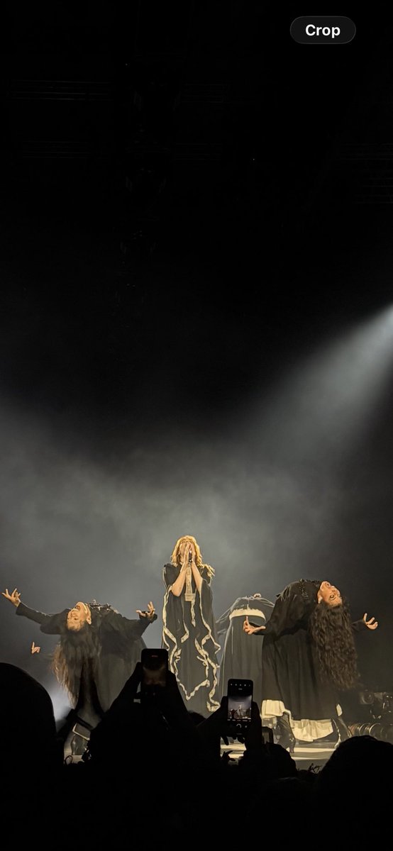 Chris 🥥 tweet media