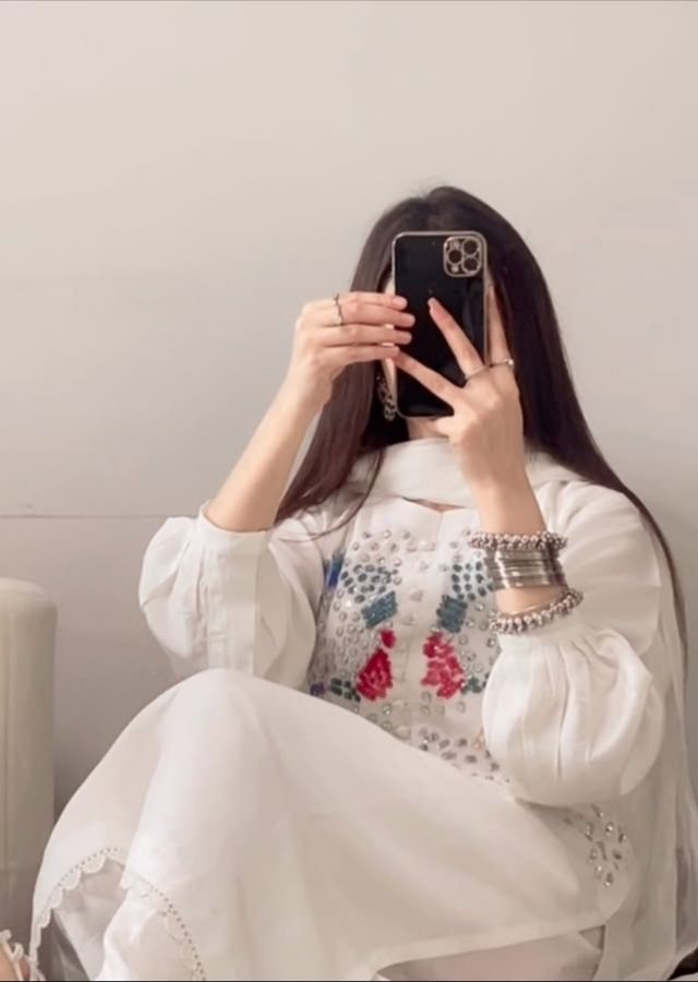 Naila_210zc's tweet photo. Hi X GEMS 💎 

Good morning 🌄 

Have a nice day 🥰 https://t.co/ILBS22eJW7