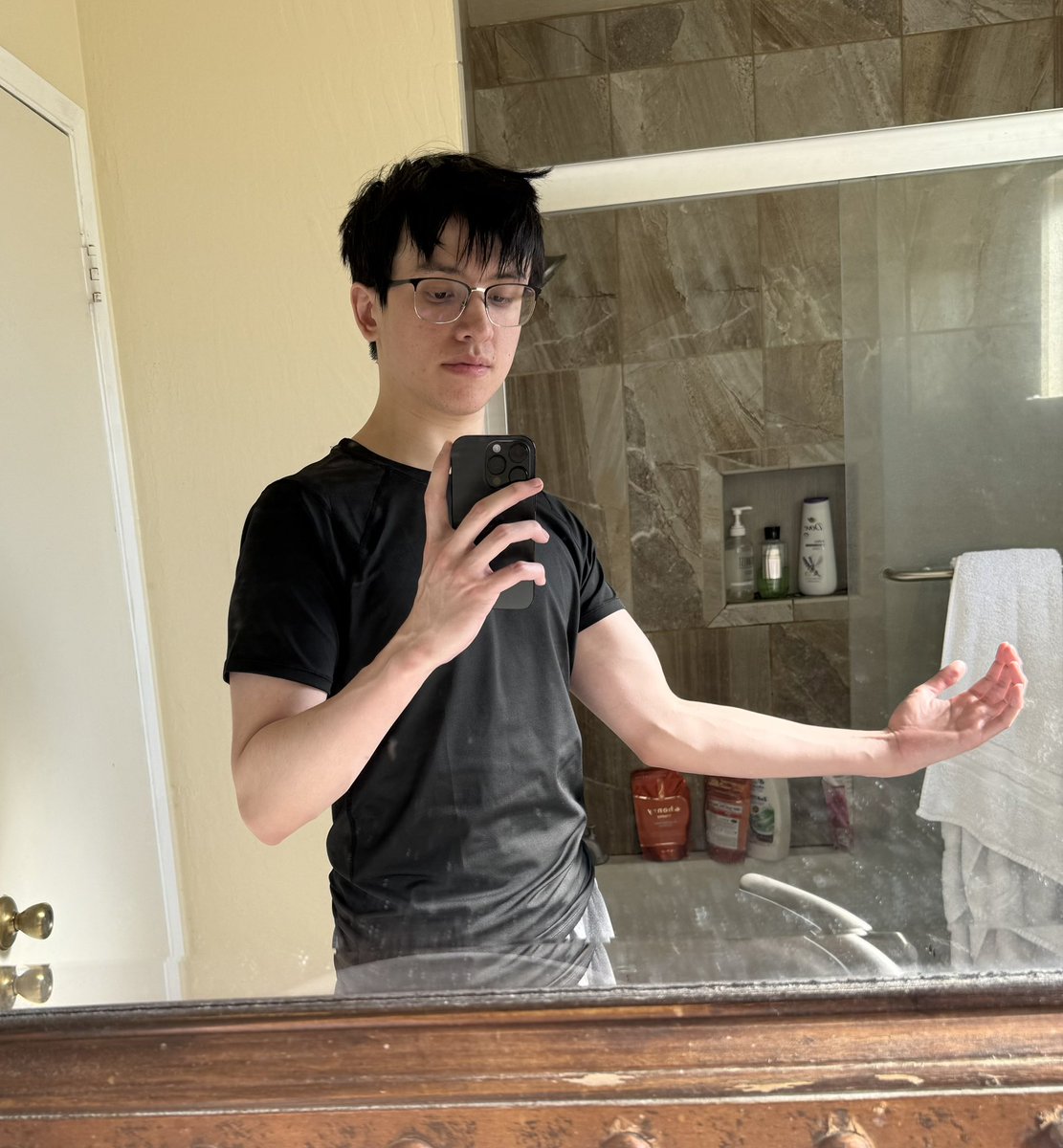 FrankieDoodle tweet media