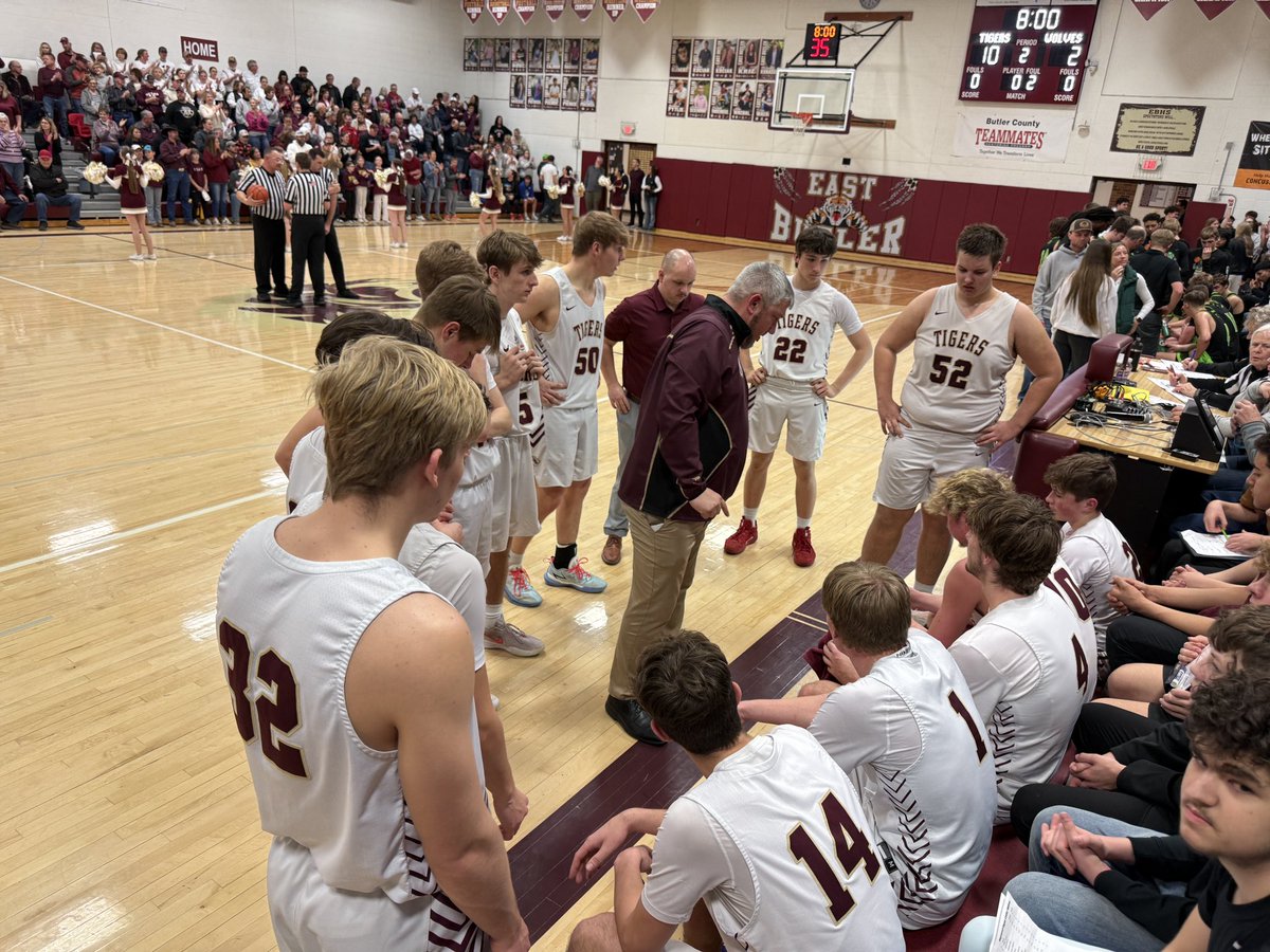 ChaseMatteson's tweet photo. 📍 Brainard, NE
🏀 East Butler High School
🏆 D1 District 3 Championship
🆚 Maywood-Hayes vs. East Butler

The East Butler Tigers are looking to return to the Boys State Tournament for the 1st time since 2001 &amp; 3rd time in school history! (@1011_News) https://t.co/cuse1R7r4T