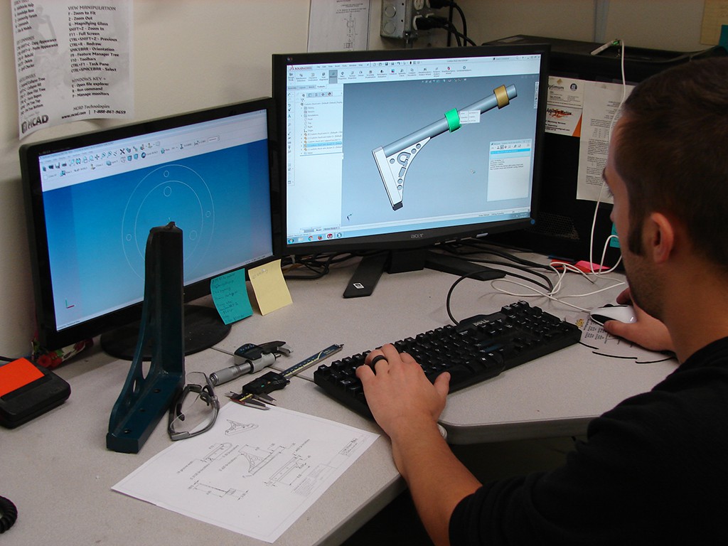 PGBGLASS's tweet photo. These initial drawings serve as the “ground truth” for the project, detailing wall thickness, joint sizes, and tolerances.

#MedicalResearch #LabGlass #ResearchLab https://t.co/ZuCfECZwXy