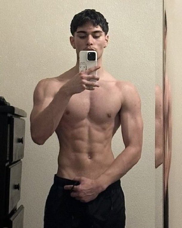 dudes zone tweet media