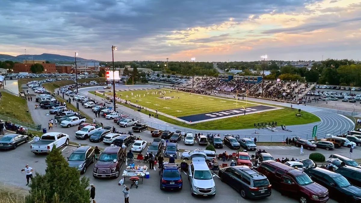 This guy tweet media