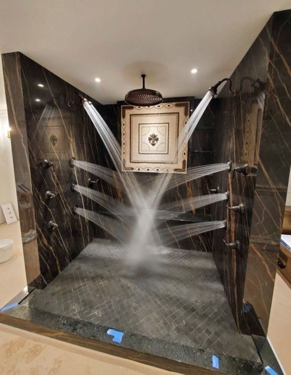 INTERIORPORN1's tweet image. a shower here would literally wash away all my sins 😭