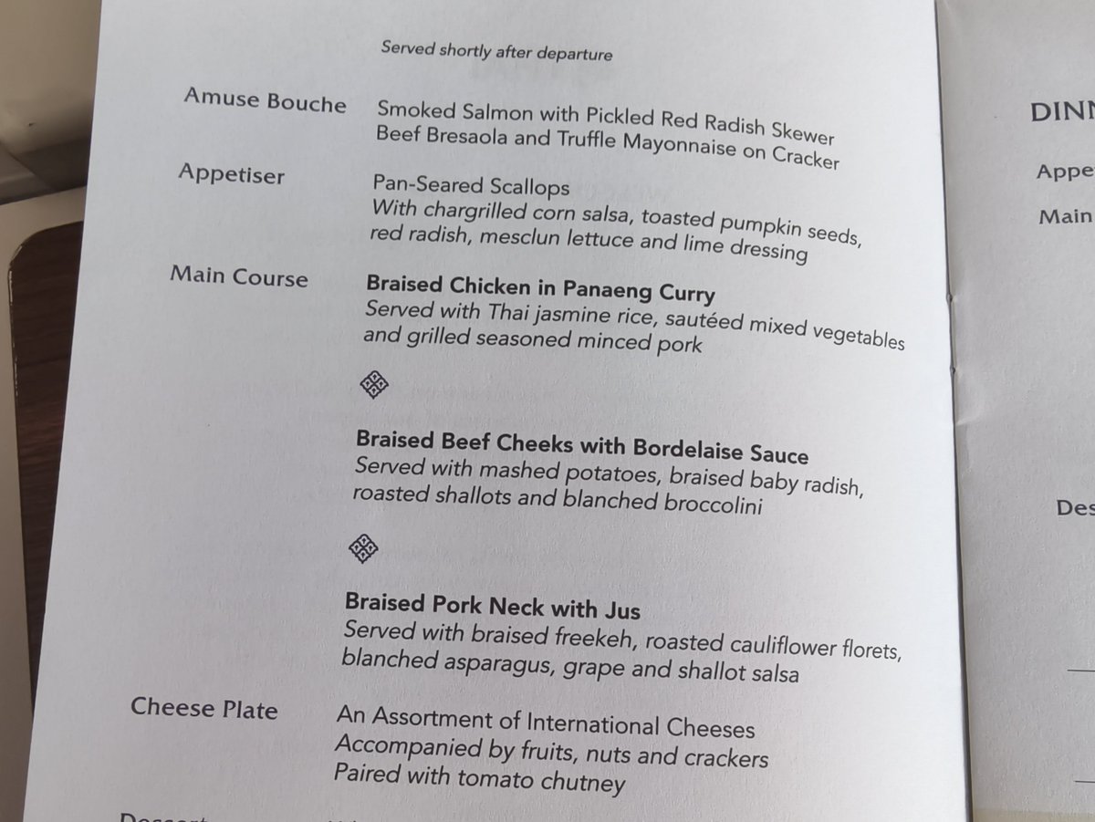 WanderingLach 🌏✈️🏈🏏🏉 tweet media