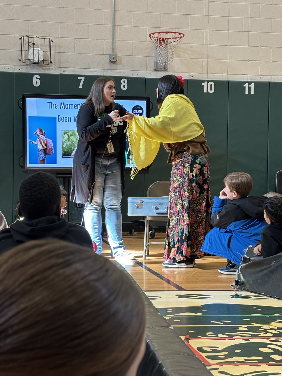 Mrs. Recine tweet media