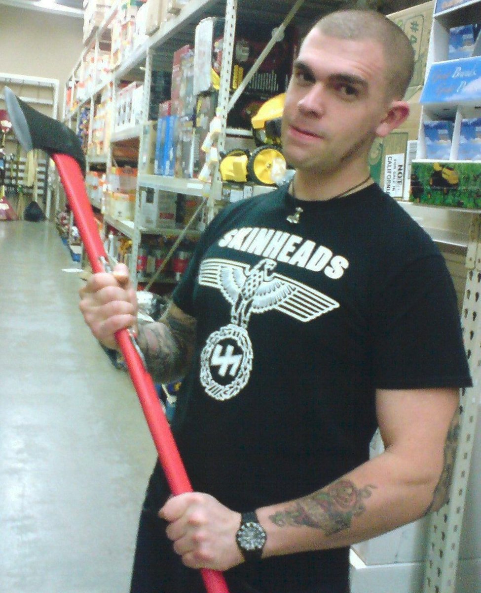 WhiteBruder tweet media