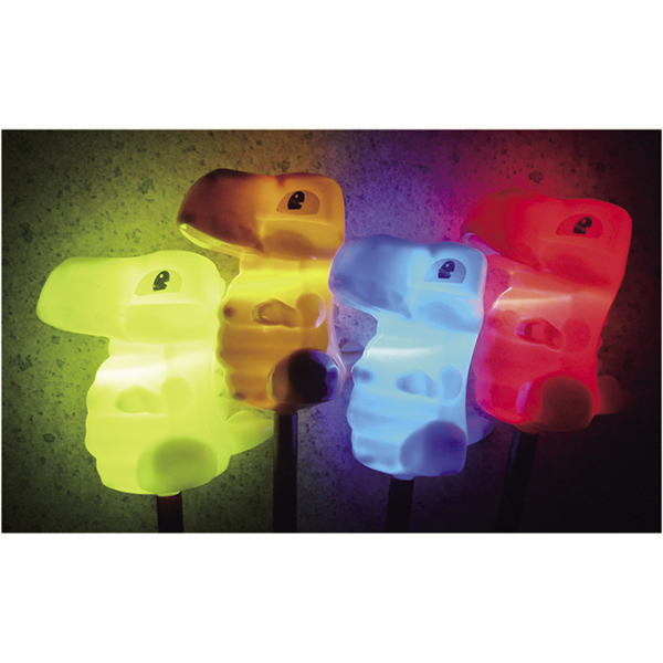 TYO_omatsuri's tweet image. Cry if this is your Father's Day gift!
The Glowing Dinosaur Wand is the world’s hardest-to-use massager.
Feel the glowing dinosaur’s gaze as it "gently" taps your back.
Accept the zero-utility love of your child!

#SPDICTIONARYWEB
#FathersDay
#MassageTool
#Surrea