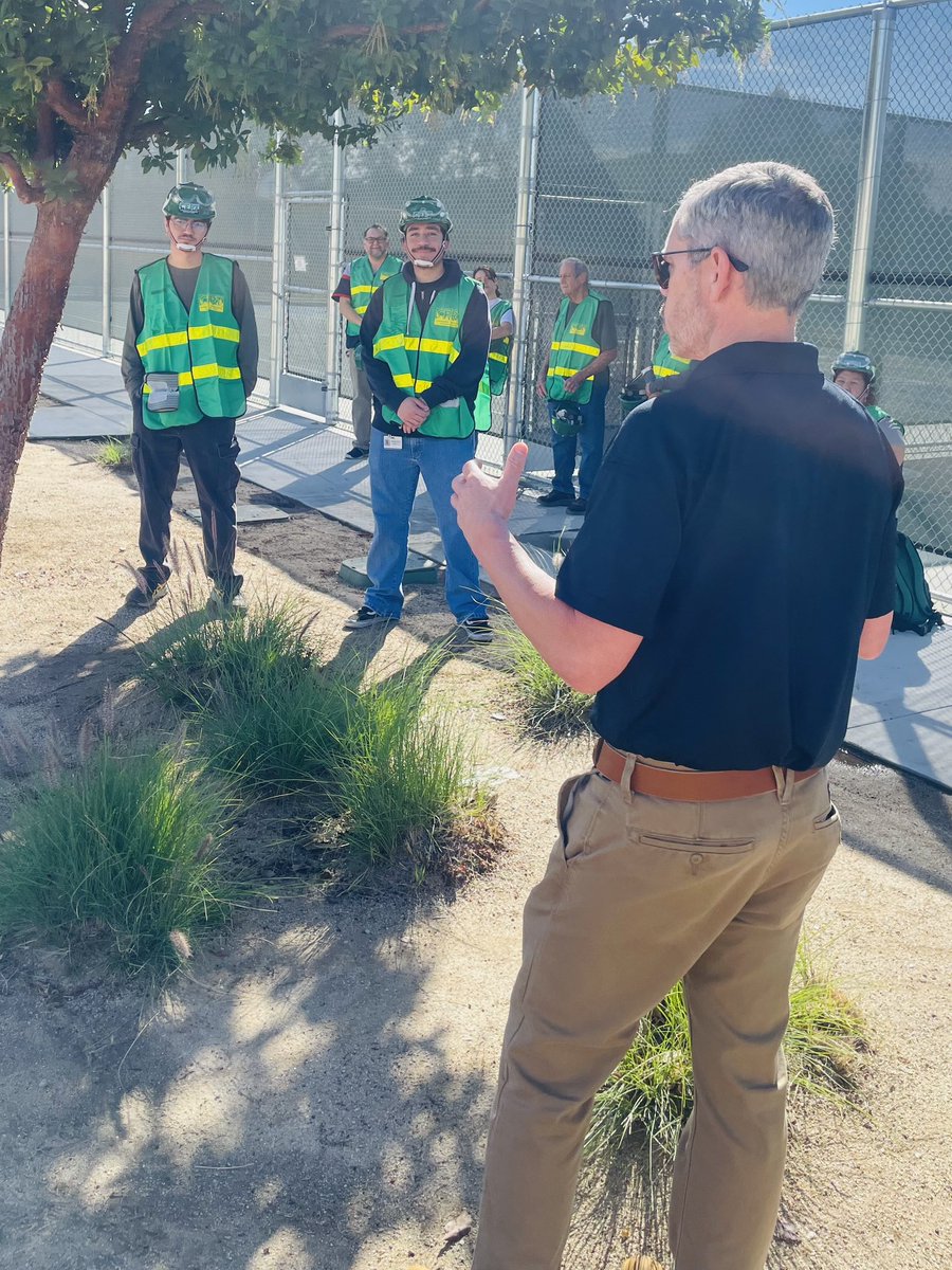 RivCoListos tweet media