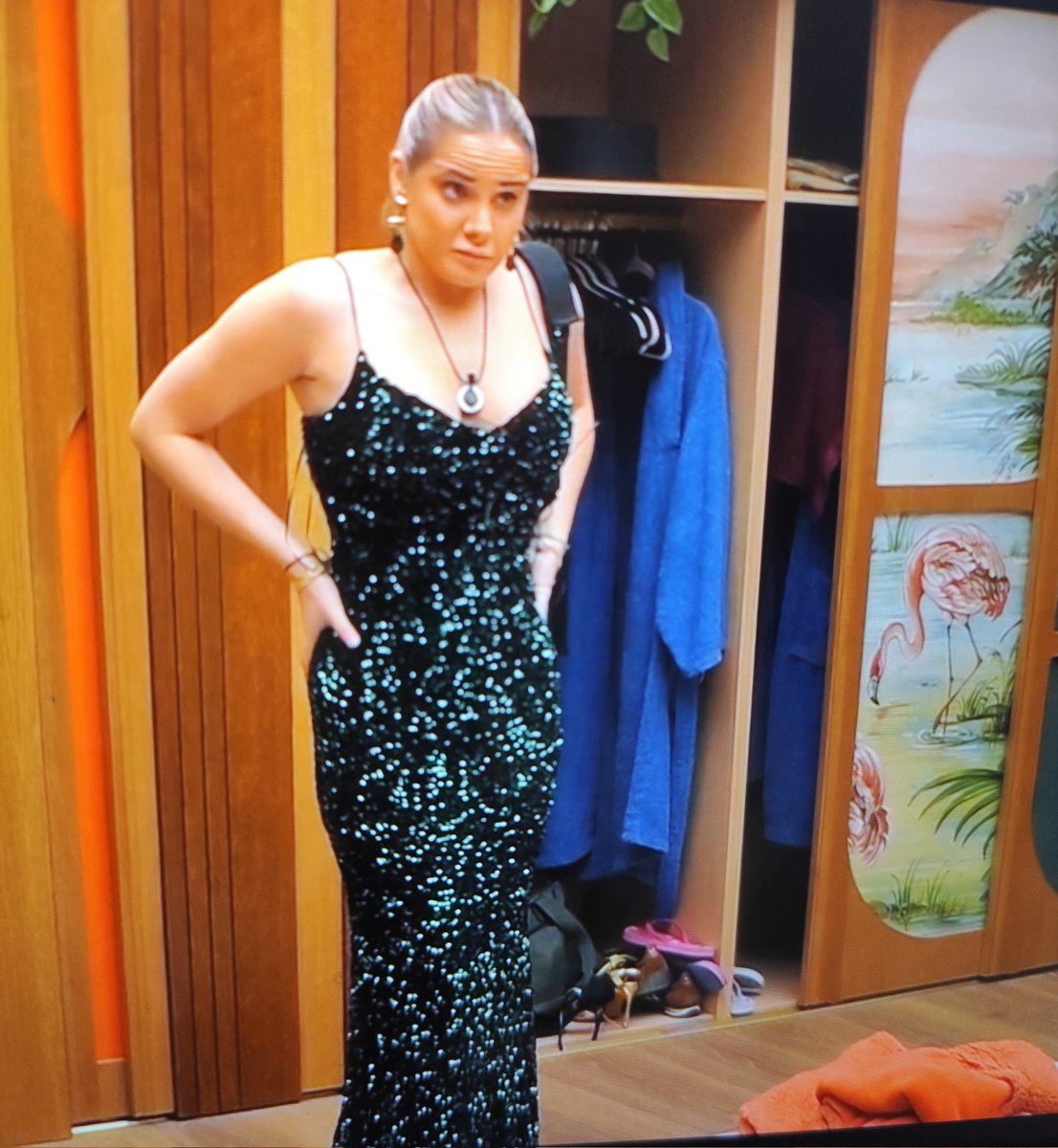 chio35's tweet photo. Este es más bonito #GHDuo2M #ghduo3m https://t.co/Ir5ykdiE0V