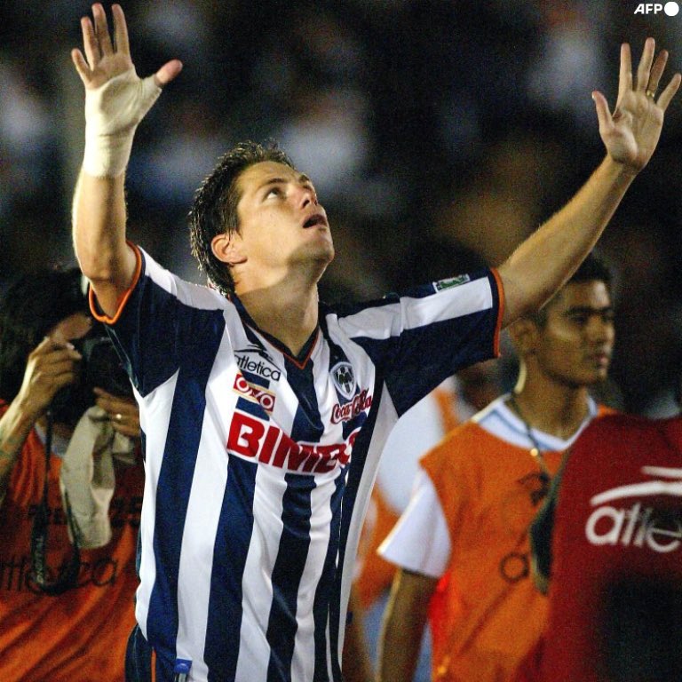 BlueCFM_'s tweet photo. DT Nico Sanchez.
Auxiliar Severo Meza.
Auxiliar Walter Erviti.

Solo falta una pieza, el Guille Franco. 

HAZLO @Rayados https://t.co/0xQr5SZJvM