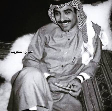 عقّب صبيٍ ماعلى داره غضب
وعقّب صبيٍ فالملاقى يستريب
.
اقدم بنا ياجعلك  ما تشكي التعب
والله ان تشوف إبنا عمى عين الحريب
#الكويت