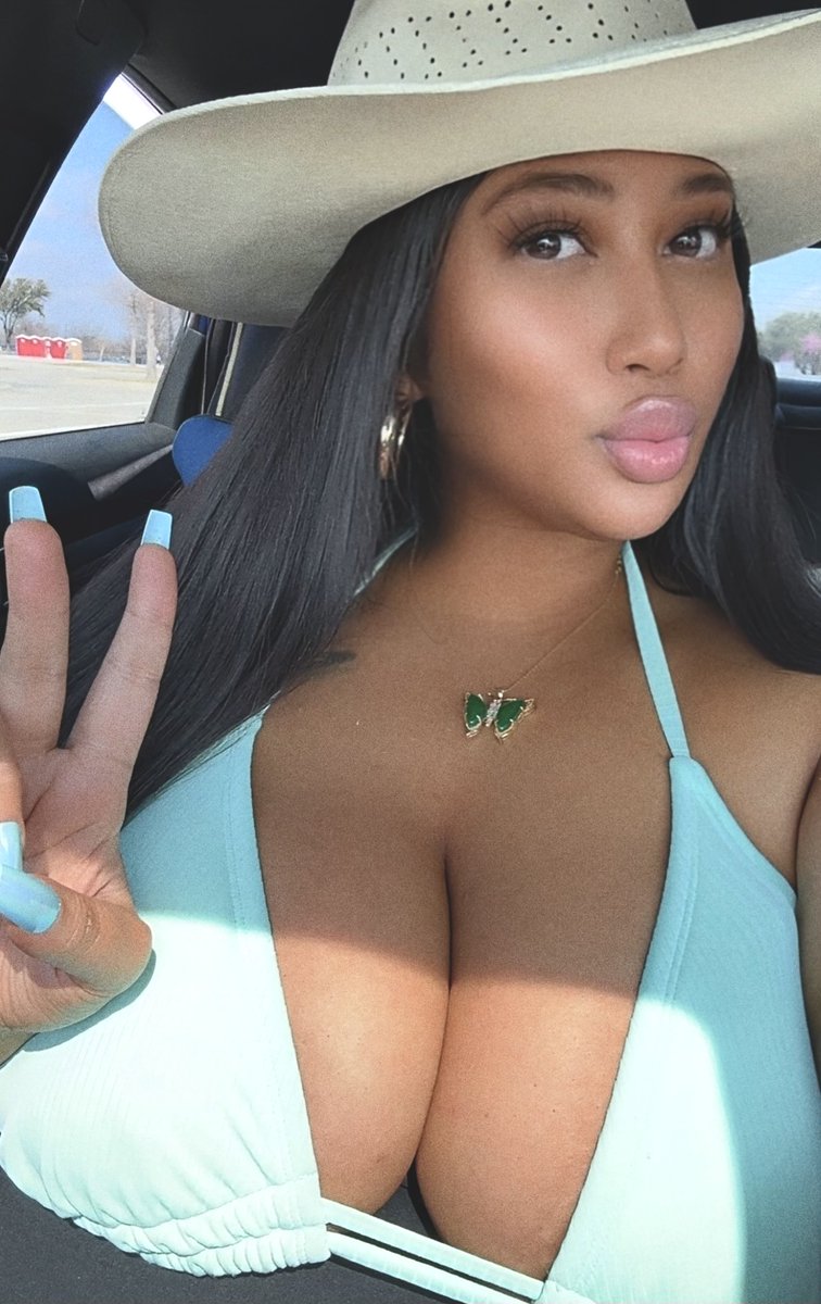 SHAYE💙 tweet media