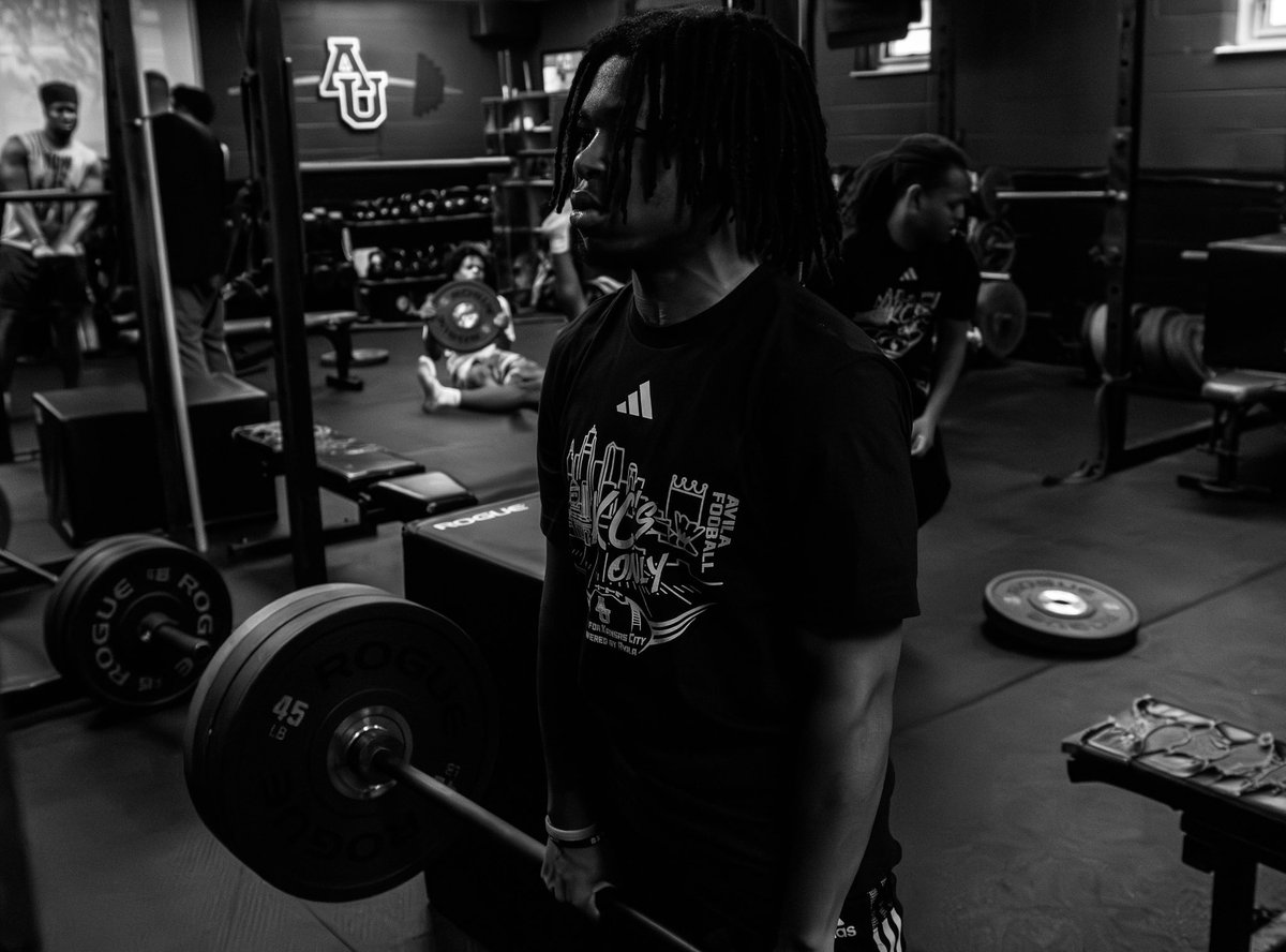 Avila University Football tweet media