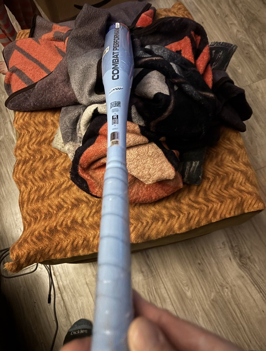 Roger1stCFalls's tweet photo. #DLake16
#Bulldog16
Weapon of choice this season https://t.co/O1WTAzqdKt