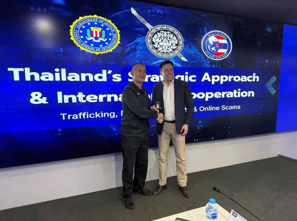 FBI's tweet photo. Legat Bangkok is working with Royal Thai Police as well as regional partners to combat scam compounds in Southeast Asia—schemes that have driven billions of dollars in losses and harmed victims worldwide. 

Learn how the #FBI works to protect Americans back home by building relationships with principal law enforcement, intelligence, and security services at https://t.co/lYODvl6moi.