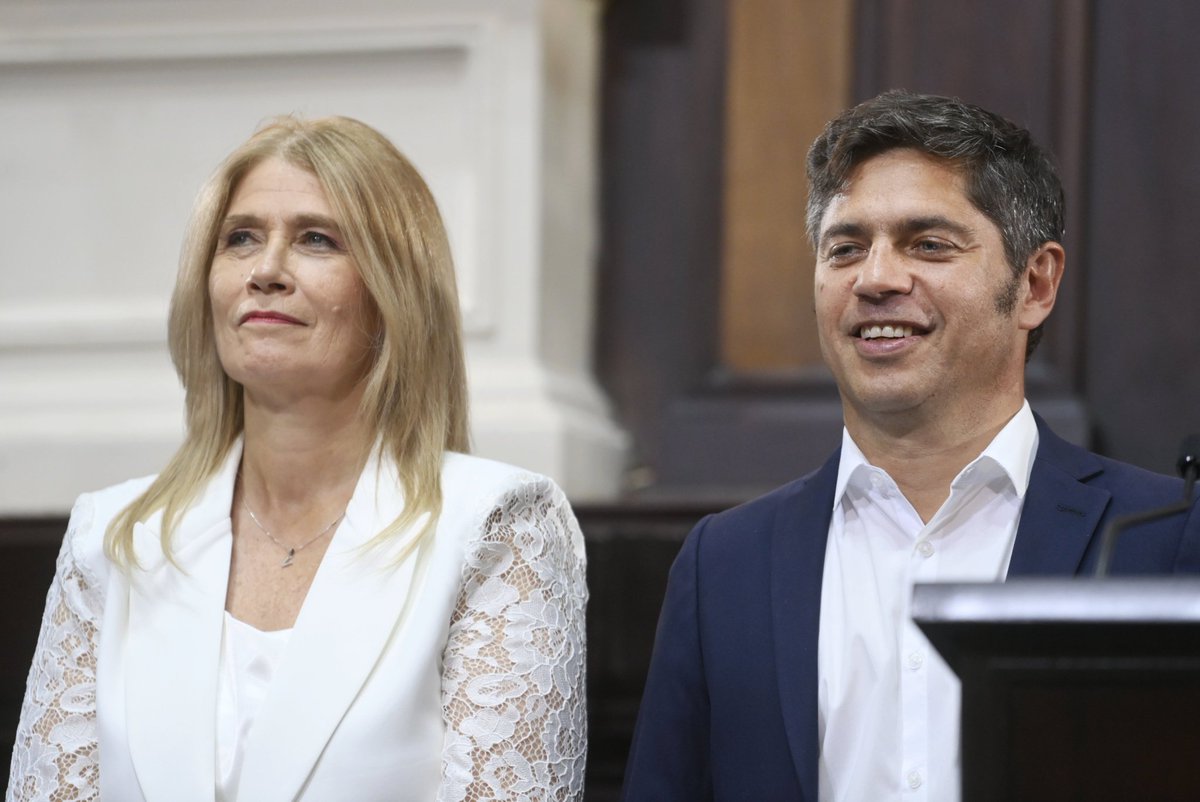 juanjo_castro's tweet photo. Acompañé al Gobernador @Kicillofok y a la Vicegobernadora @magariovero, en el inicio del periodo 154° de Sesiones Ordinarias en la Legislatura. 

#Axel: Bonaerenses, argentinos… ¡Hay otro camino!.
Hay otro camino para bajar la inflación sin destruir la industria y el trabajo.
Hay otro camino para integrarnos al mundo sin someternos
Hay otro camino para que el esfuerzo vuelva a tener sentido,
Hay otro camino, con oportunidades reales, con un Estado que acompaña, con un proyecto de desarrollo que promueva a todos los rincones de la patria.
Hay otro camino hacia el futuro.