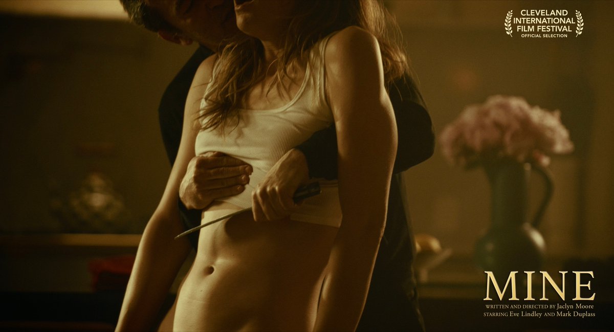 Jaclyn Moore tweet media