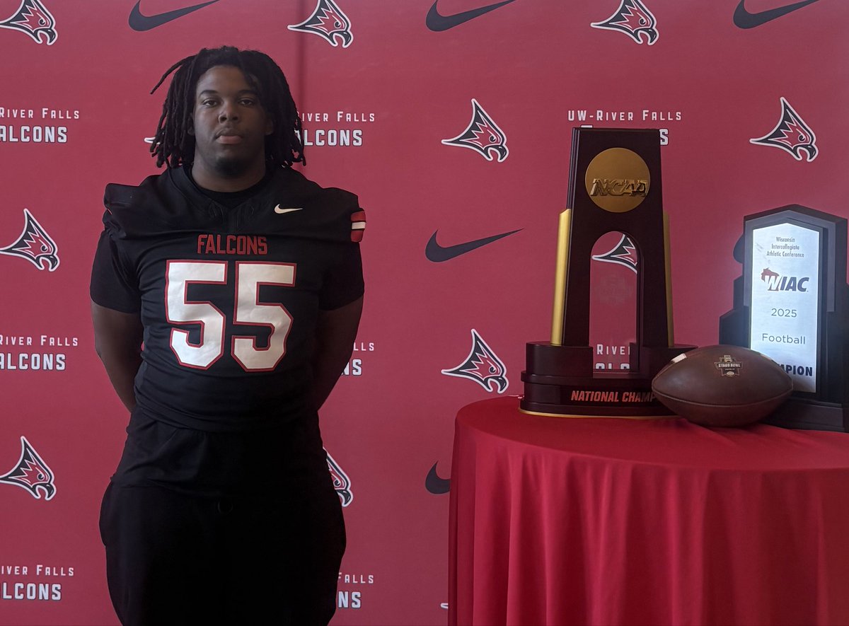 Syncere Preston 6’2/300/OL/DL tweet media