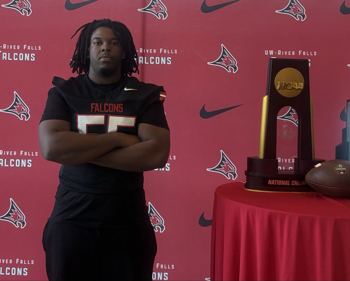 Syncere Preston 6’2/300/OL/DL tweet media