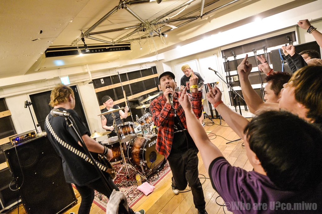 COQUETTISHjp's tweet photo. Super weekend! Thank you "HACHIDORI fest" 
とんでもない数のアーティストが競演し八王子の街が音楽に染まる最高に楽しくて刺激的なフェスでした！最高のMosh&amp;Singalongで応えてくれたみんなとこれだけの規模のフェスをオーガナイズしてくれたMatchVox奥君@09well に最大の感謝を。
📷 : @noelmiwo https://t.co/iB5wbAeR3i