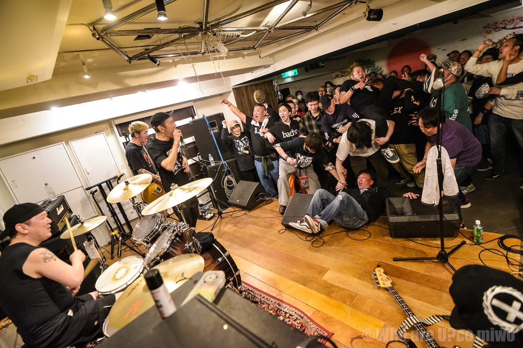 COQUETTISHjp's tweet photo. Super weekend! Thank you "HACHIDORI fest" 
とんでもない数のアーティストが競演し八王子の街が音楽に染まる最高に楽しくて刺激的なフェスでした！最高のMosh&amp;Singalongで応えてくれたみんなとこれだけの規模のフェスをオーガナイズしてくれたMatchVox奥君@09well に最大の感謝を。
📷 : @noelmiwo https://t.co/iB5wbAeR3i