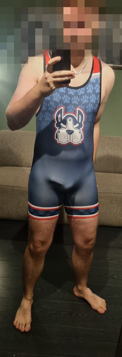 jtwink094's tweet photo. Who want to come and wrestle me😈🥵

#singlet #wrestling #wrestlingsinglet #bulge #twink #gay #spandex https://t.co/VDG9kg8oJY