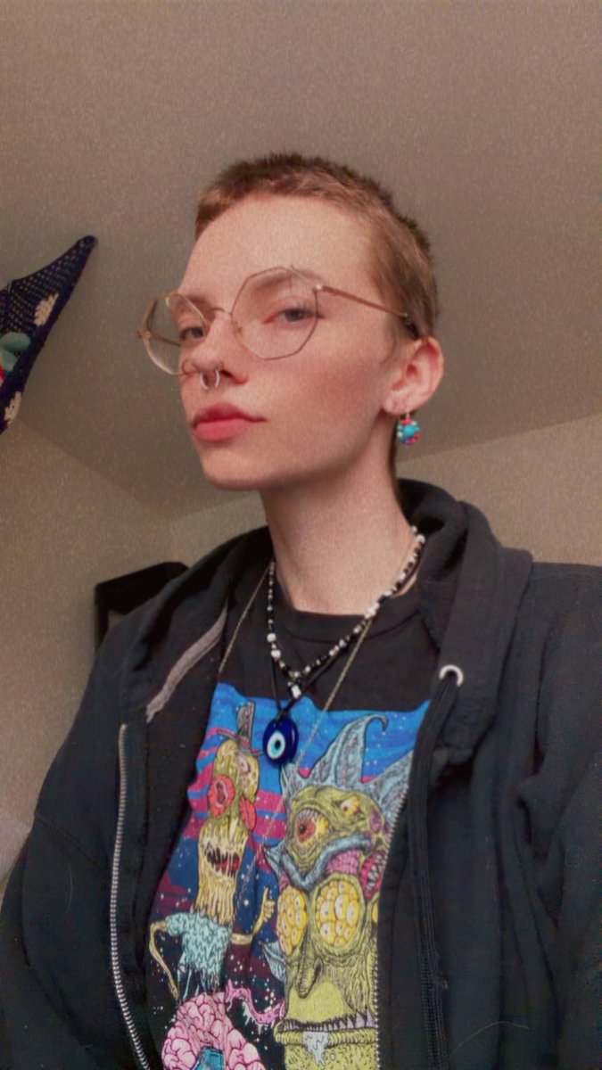 Violet_Succubi's tweet photo. It’s only $100 to upgrade my hotel and YOU are going to do it for mommy 😈

#findom #mommy #nsfw https://t.co/aj3NSIv9rc
