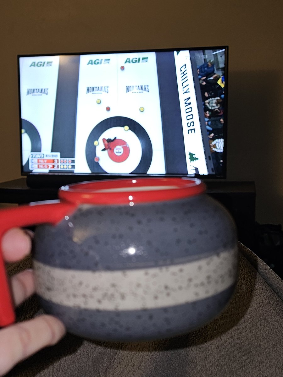 ProudPEIMom's tweet photo. @jbennett1304 @Devin_Heroux Watching from PEI, with my evening coffee in hand! 🥌 https://t.co/omne8VhRly