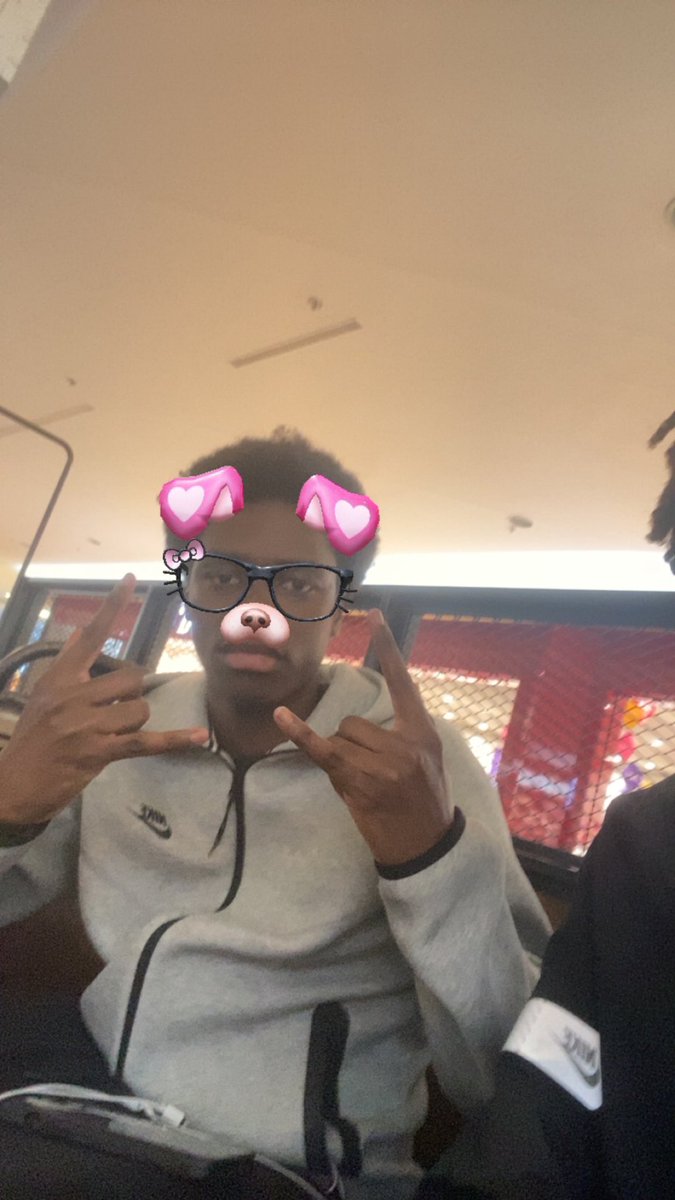 Owen_kpg's tweet photo. @mara_obk @davdi0431 @MoulayMLK 🥵 https://t.co/85iJKoa0XE