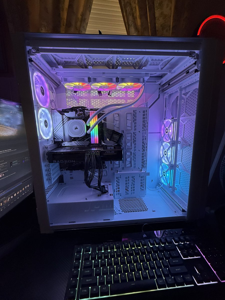 DieselGaming96's tweet photo. Hey @CORSAIR I’ve been loving my 9000D case and here is where my pc build is so far the only thing left is a processor then I will get to install my new motherboard and my corsair ram but once done my ram all my case fans and power supply and cpu cooler will be corsair https://t.co/TdjDcGIPrJ