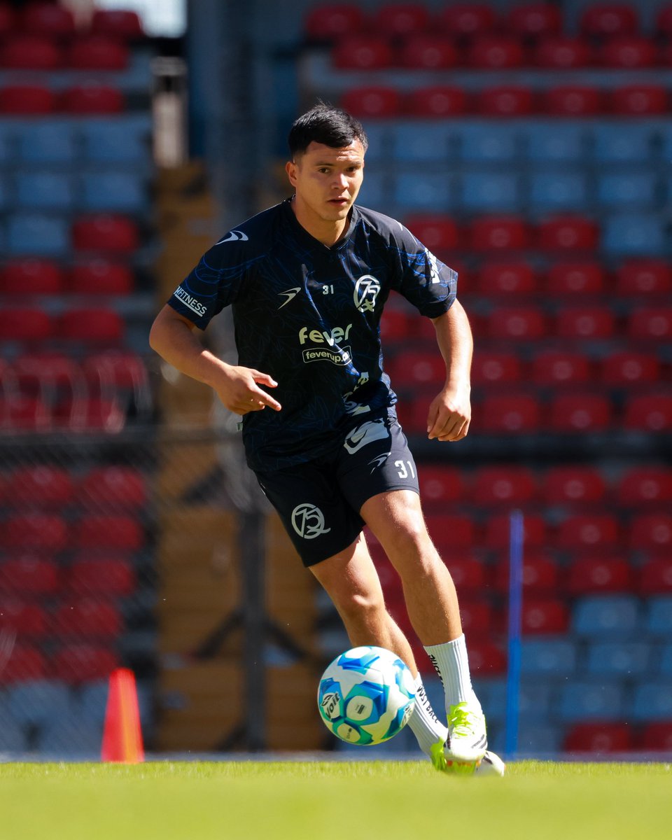 Semana nueva, a meterle 💪

#ResetAzulyNegro
