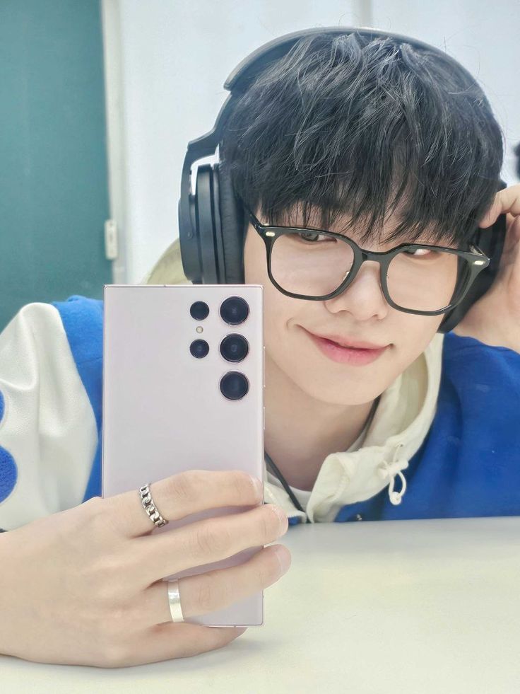 Mathias. tweet media